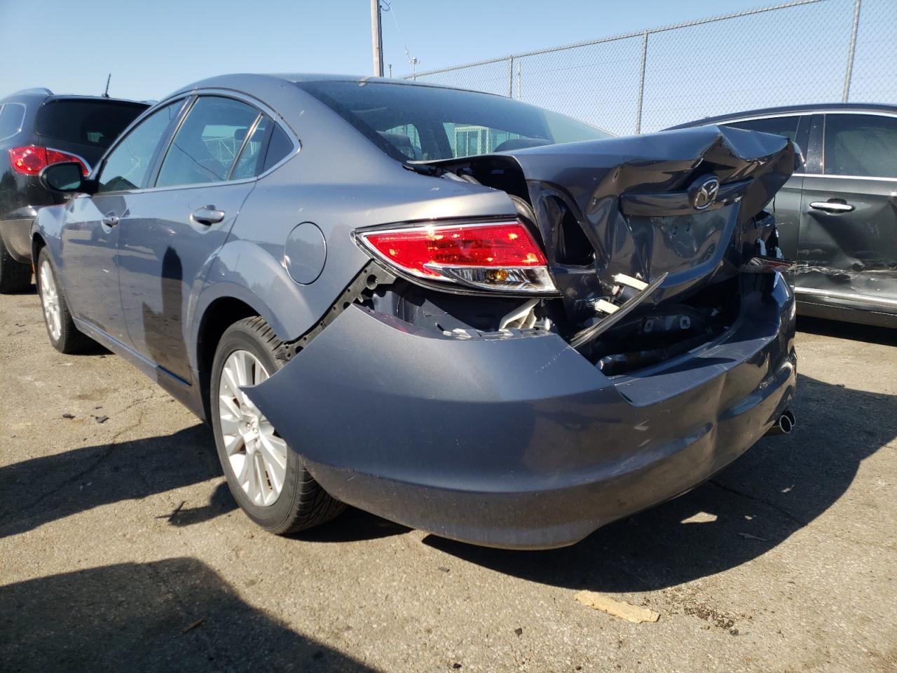 Photo 3 from auction – 2010 MAZDA 6 I with VIN 1YVHZ8CH1A5M02066