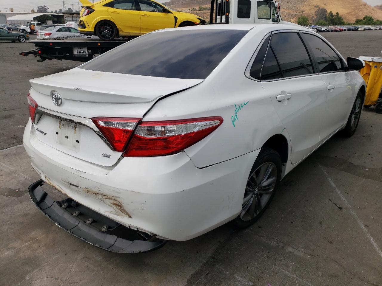 Photo 4 from auction – 2017 TOYOTA CAMRY LE with VIN 4T1BF1FK2HU684037