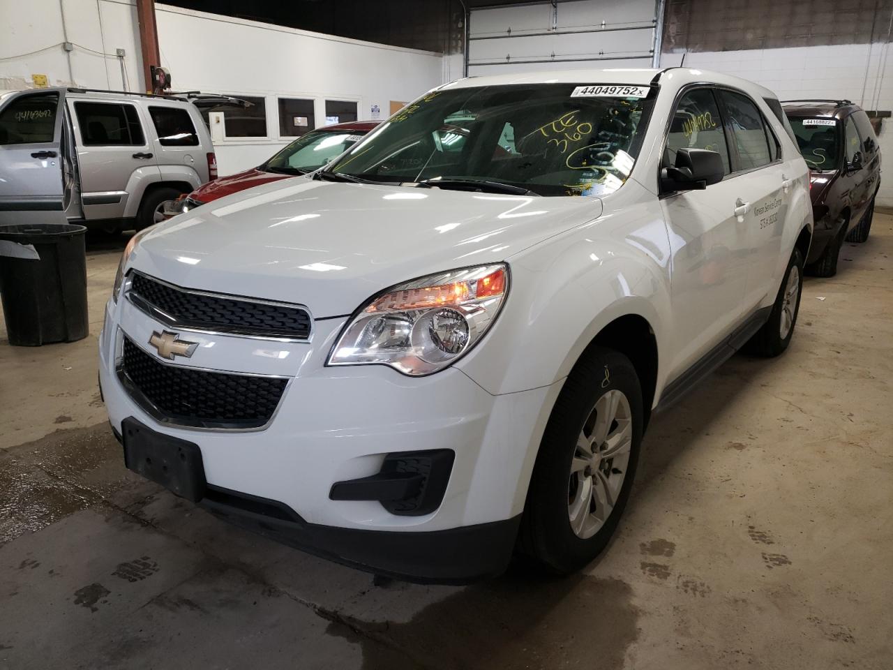 Photo 2 from auction – 2015 CHEVROLET EQUINOX LS with VIN 1GNALAEK9FZ102761
