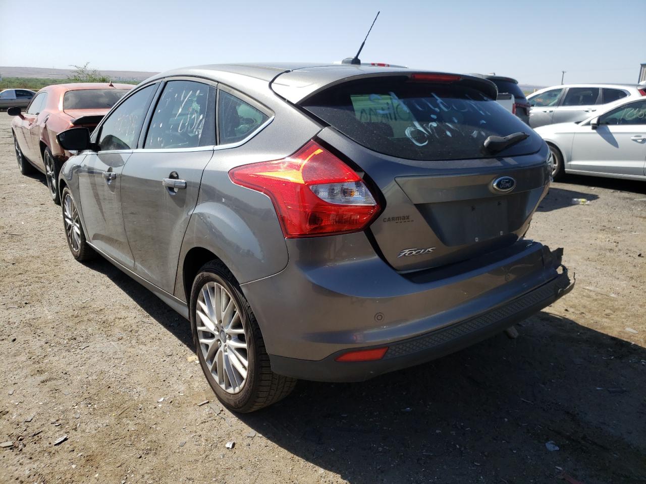 Photo 3 from auction – 2012 FORD FOCUS SEL with VIN 1FAHP3M29CL105463