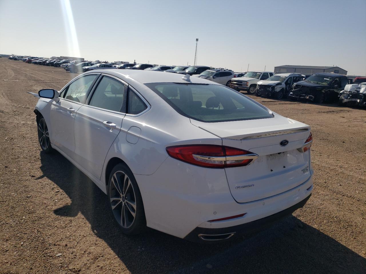 Photo 3 from auction – 2019 FORD FUSION TIT with VIN 3FA6P0D91KR152862