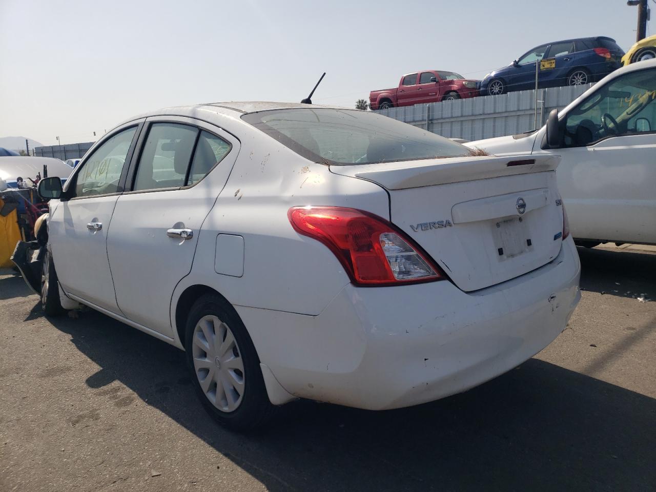 Photo 3 from auction – 2014 NISSAN VERSA S with VIN 3N1CN7AP5EL828853