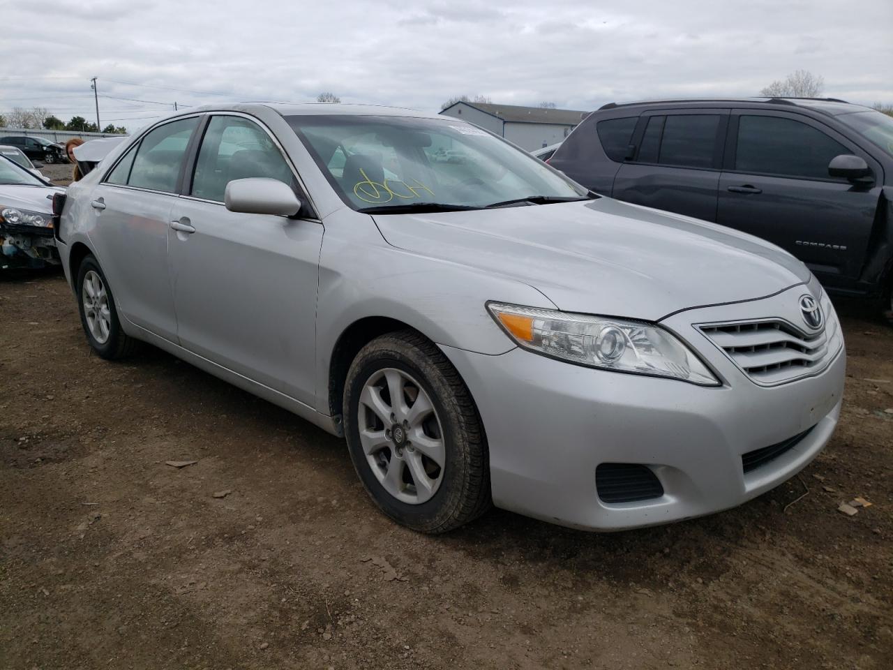 TOYOTA CAMRY BASE 2011 with VIN 4T1BF3EK2BU208066 - Photo from auction