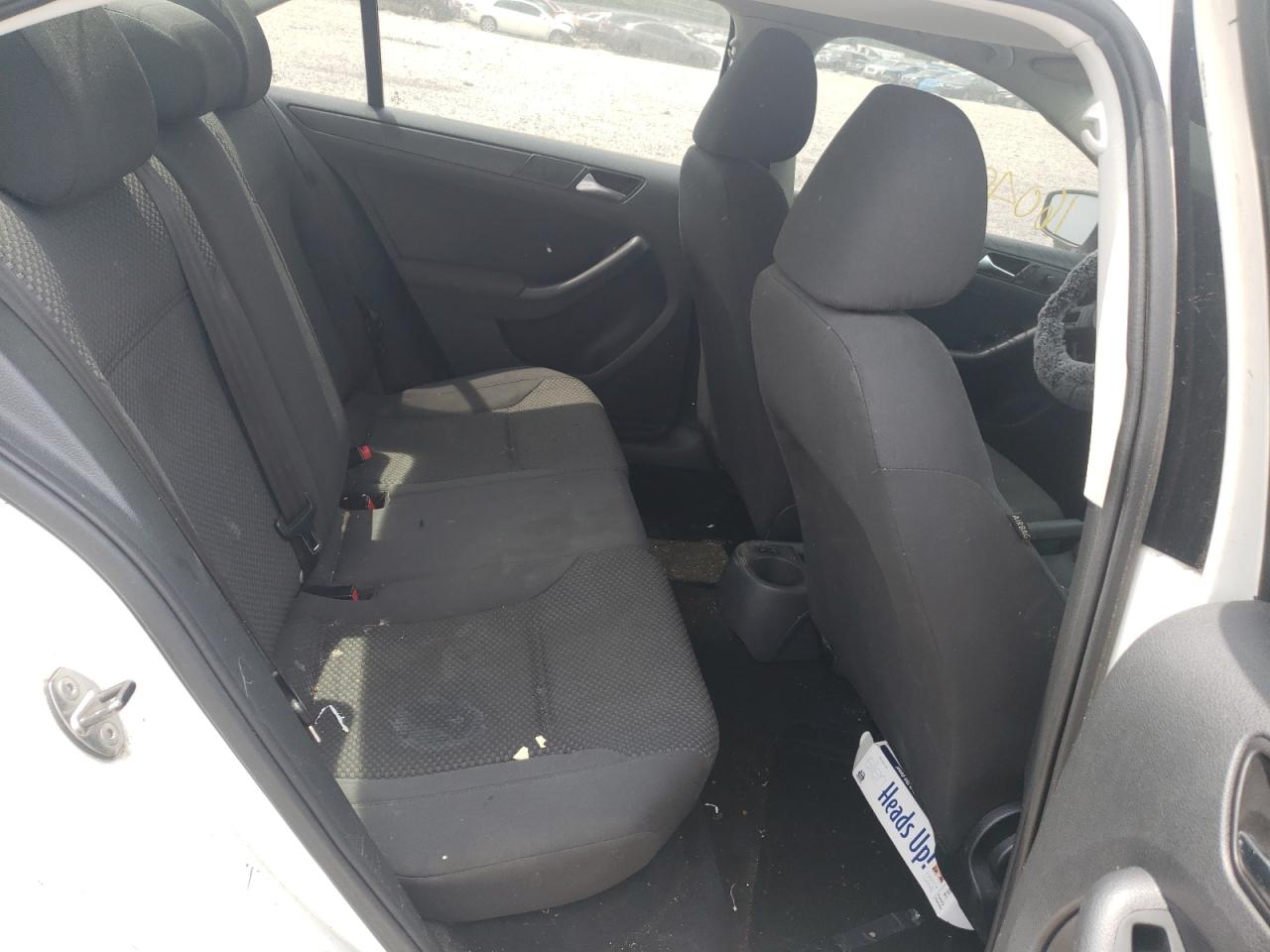 Photo 6 from auction – 2011 VOLKSWAGEN JETTA BASE with VIN 3VW2K7AJ6BM364830