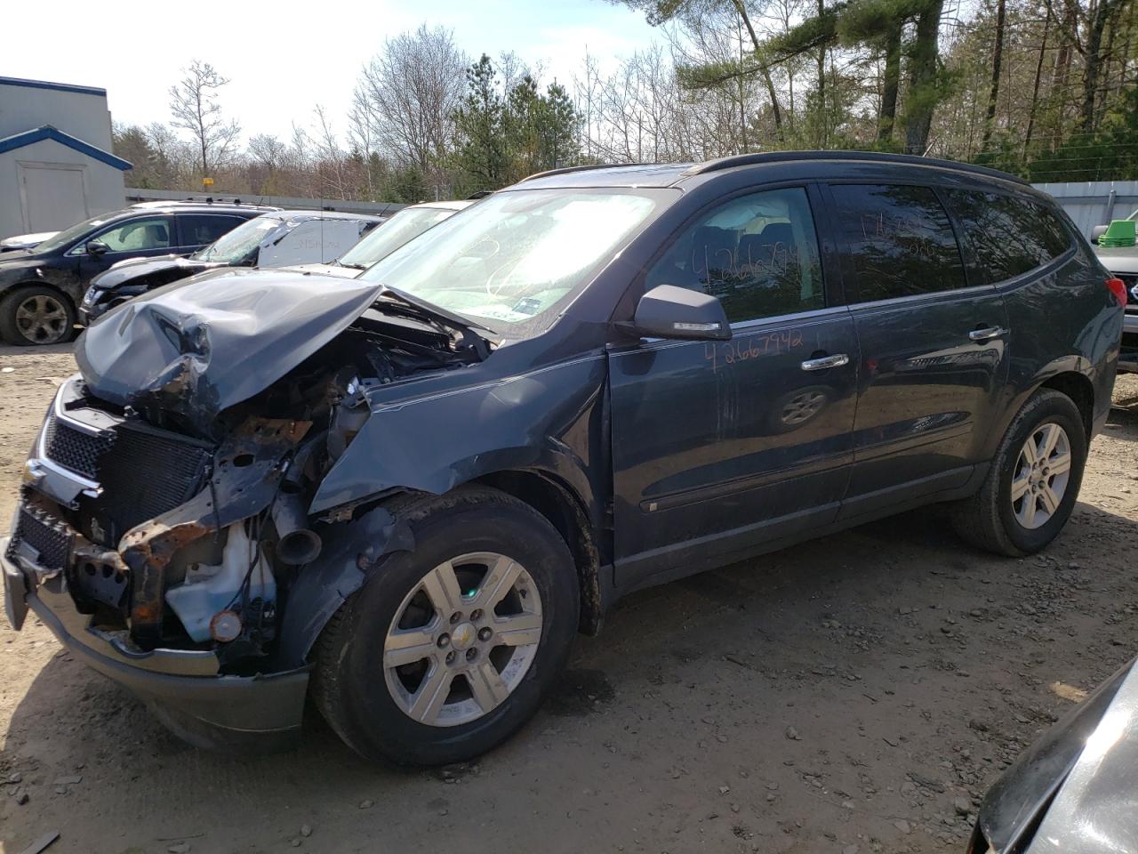 Photo 2 from auction – 2010 CHEVROLET TRAVERSE L with VIN 1GNLVFED4AS108048