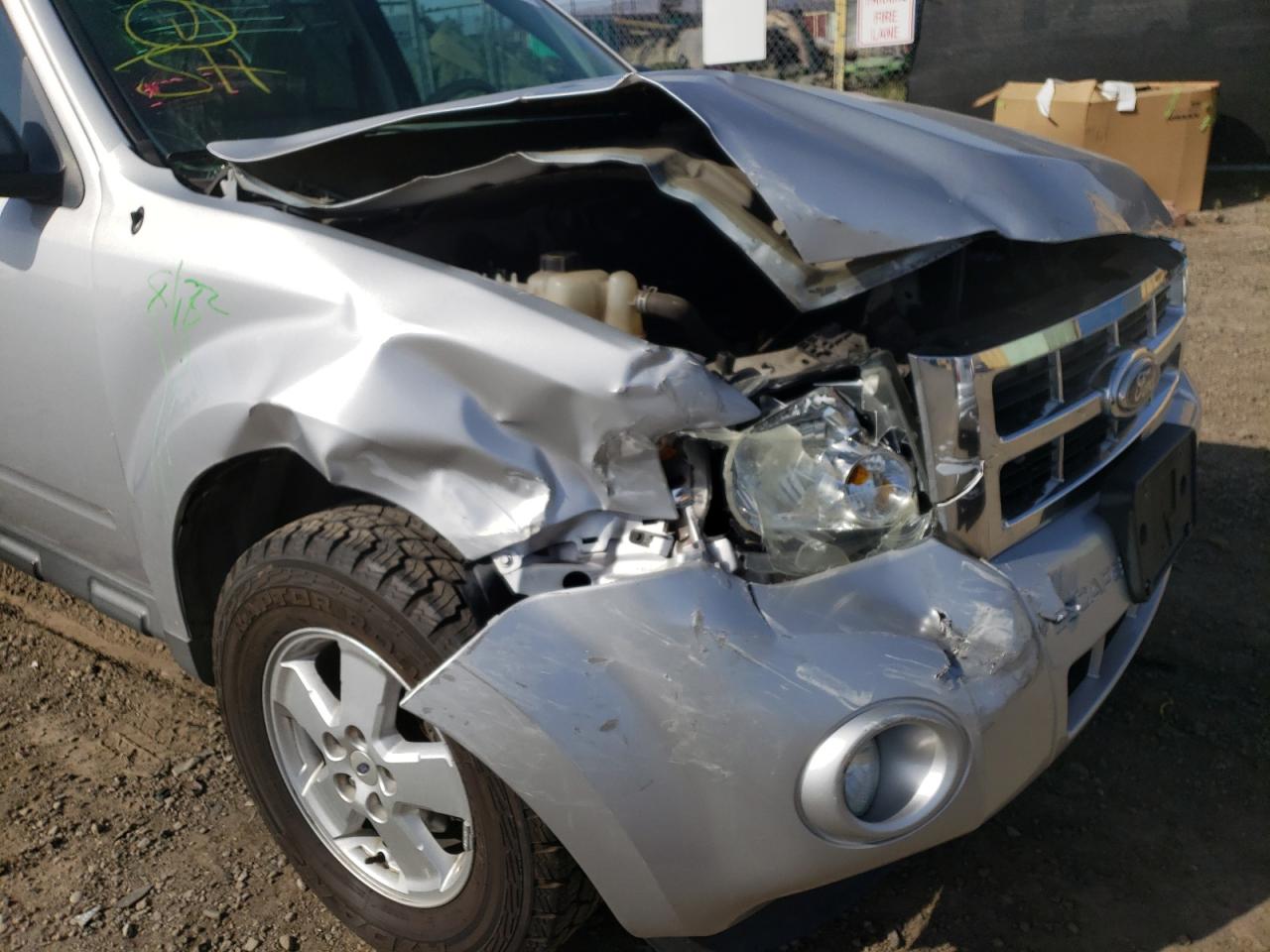 Photo 9 from auction – 2010 FORD ESCAPE XLT with VIN 1FMCU9D77AKC42993