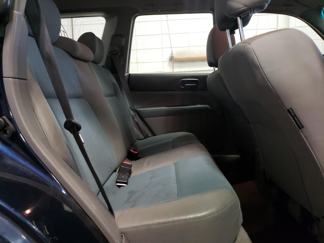 Photo 6 from auction – 2005 SUBARU FORESTER 2 with VIN JF1SG63635G745935