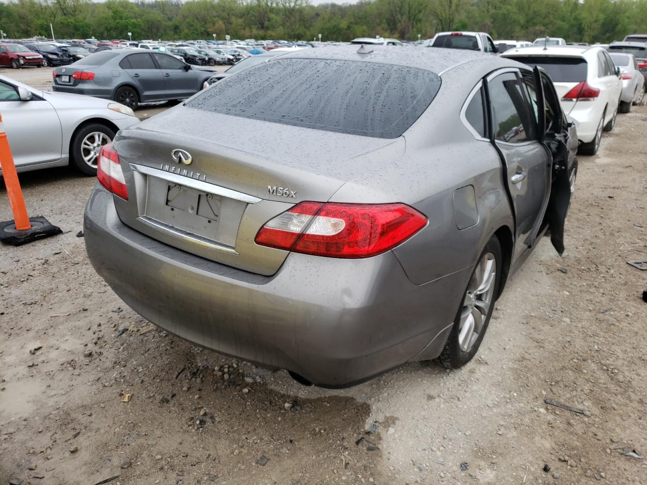 Photo 4 from auction – 2012 INFINITI M56 X with VIN JN1AY1AR7CM580122