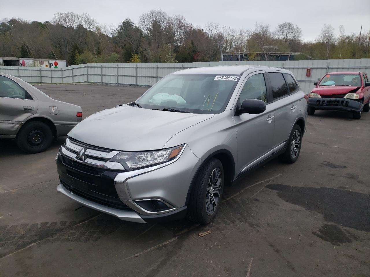Photo 2 from auction – 2018 MITSUBISHI OUTLANDER with VIN JA4AZ3A3XJJ006222