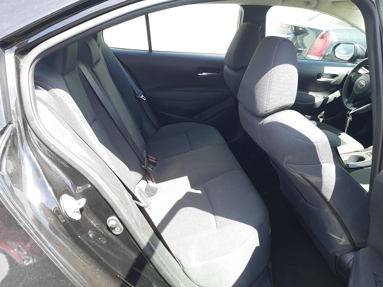 Photo 6 from auction – 2020 TOYOTA COROLLA LE with VIN 5YFEPRAE2LP121476