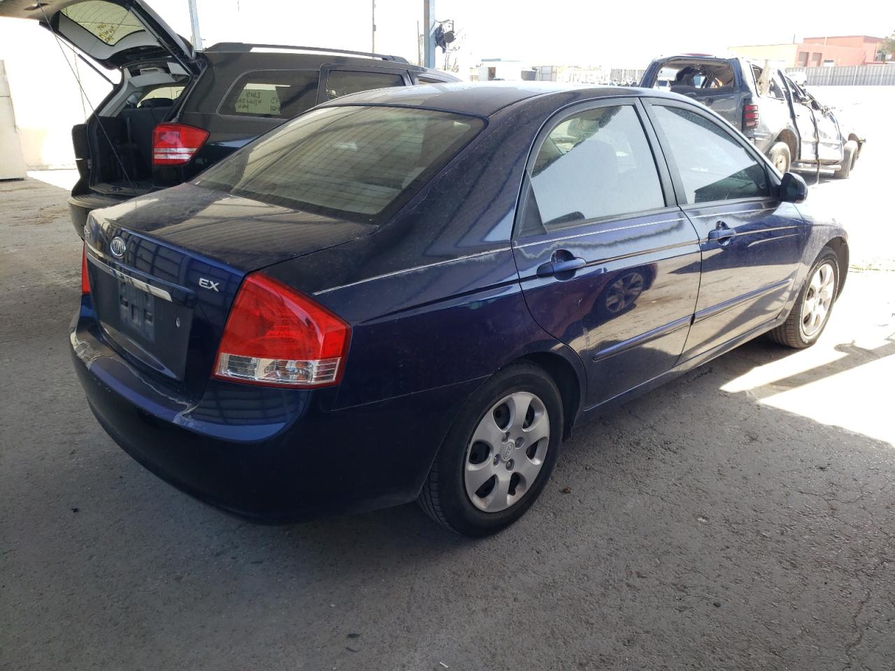 Photo 4 from auction – 2008 KIA SPECTRA EX with VIN KNAFE121885492084