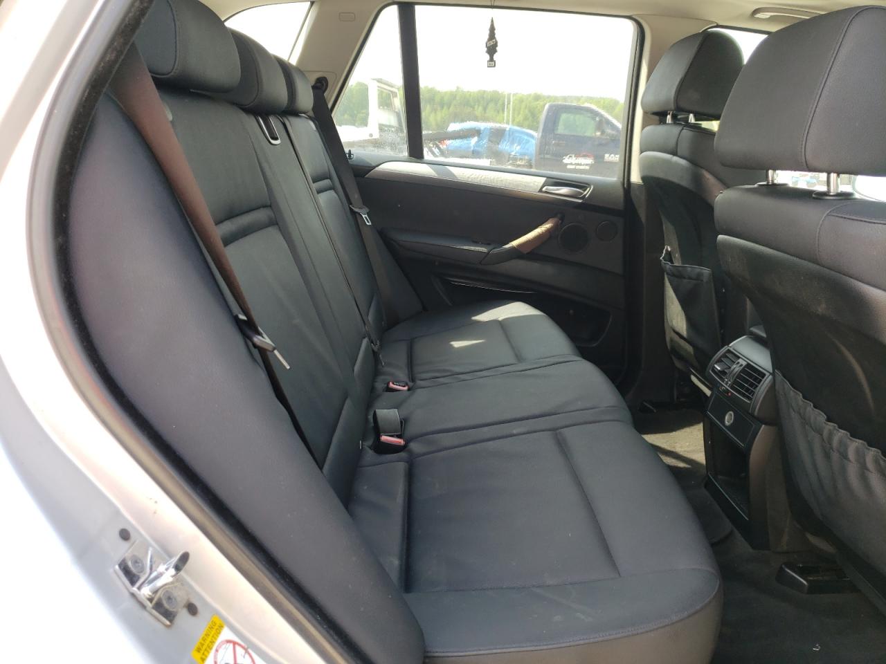 Photo 6 from auction – 2007 BMW X5 3.0I with VIN 5UXFE43567L014650