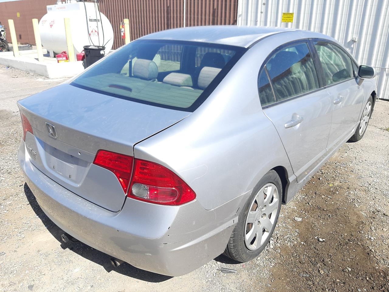 Photo 4 from auction – 2007 HONDA CIVIC LX with VIN 2HGFA15557H503404