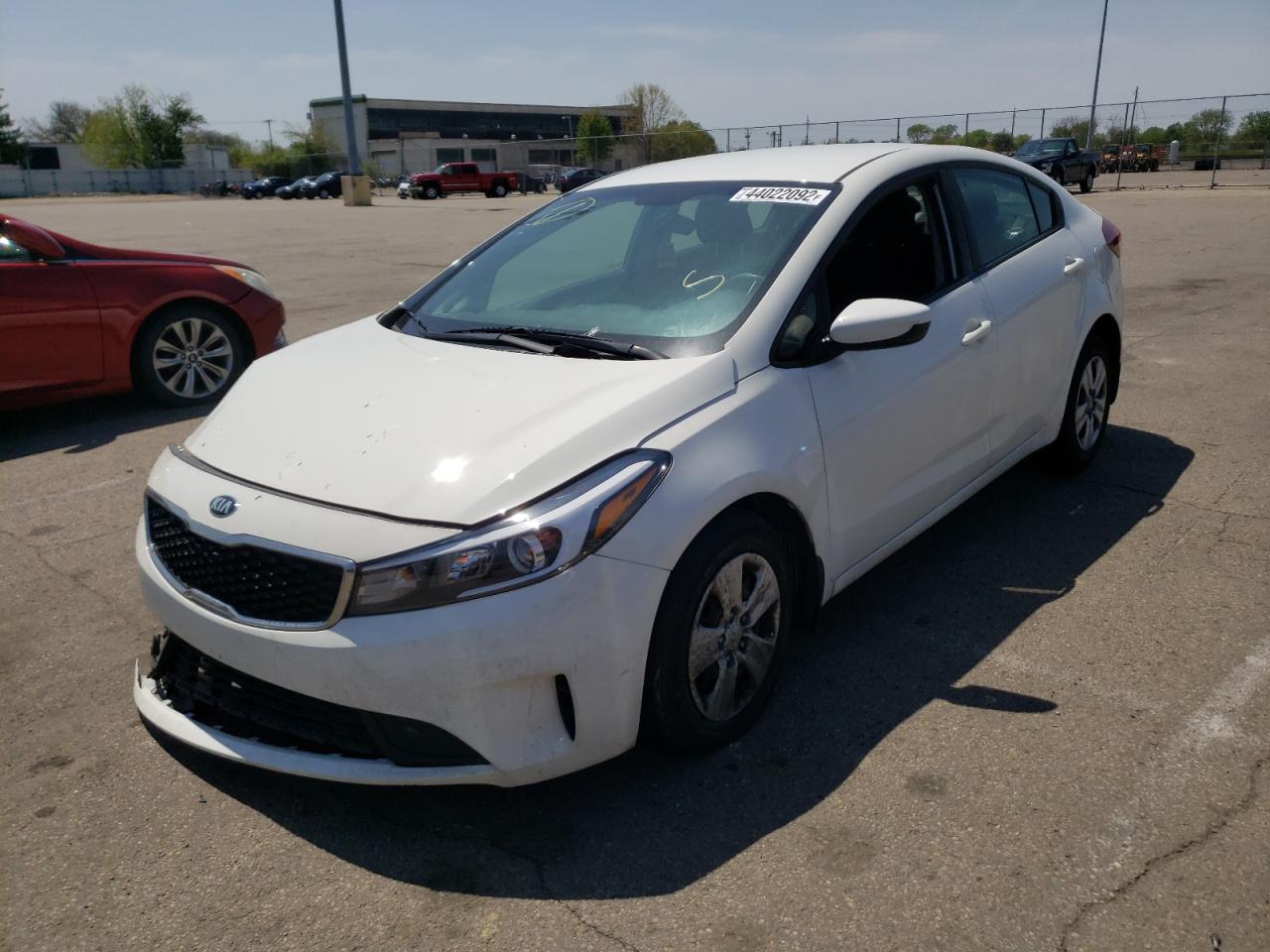Photo 15 from auction – 2017 KIA FORTE LX with VIN 3KPFK4A78HE102513