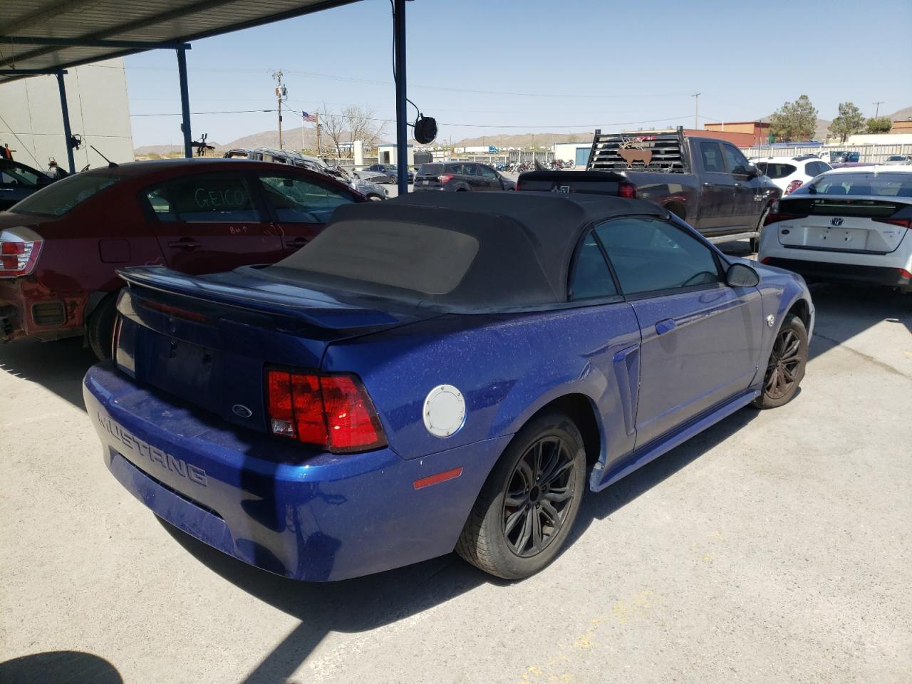 Photo 4 from auction – 2004 FORD MUSTANG with VIN 1FAFP44464F101904