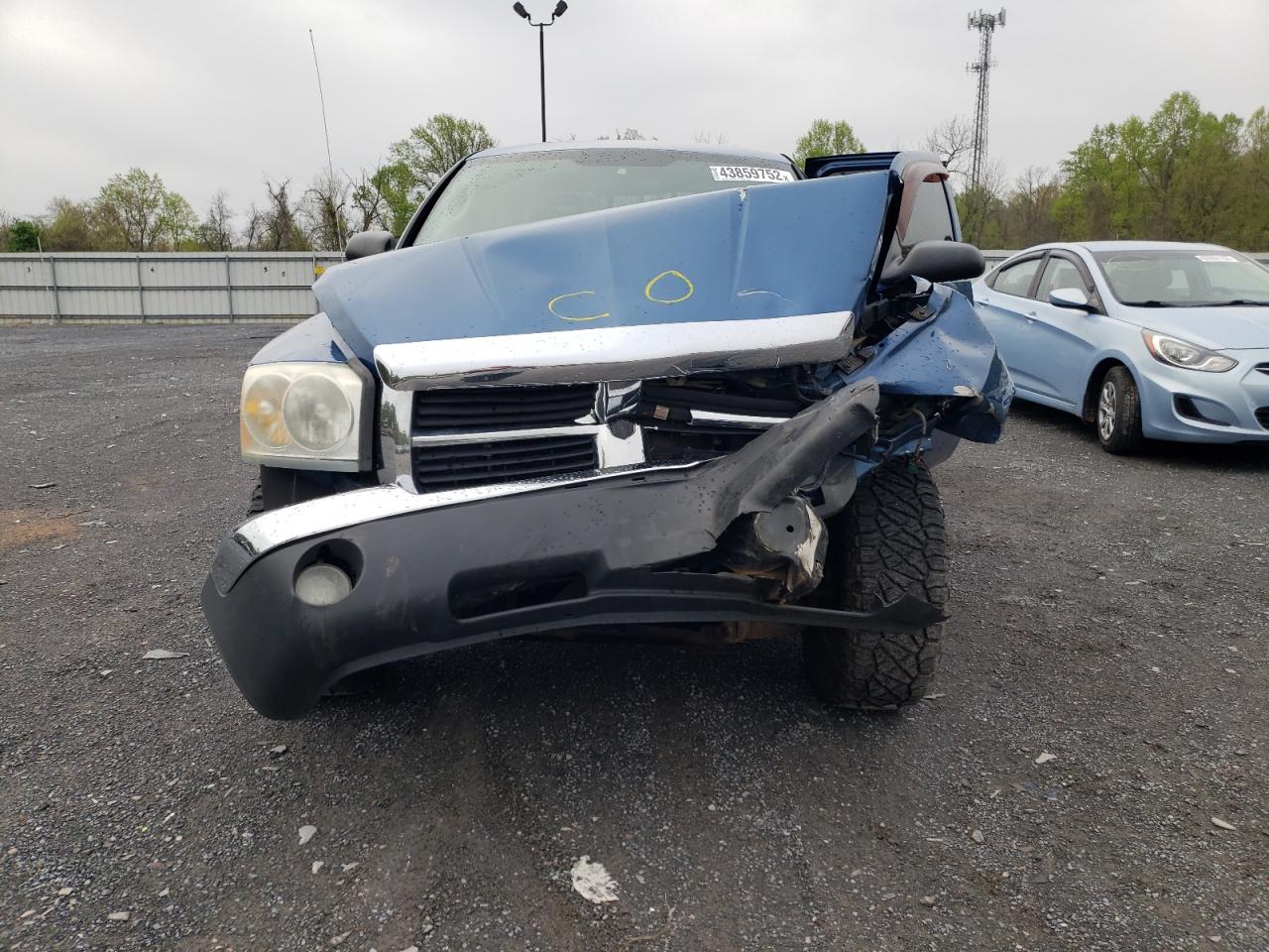 Photo 7 from auction – 2005 DODGE DAKOTA SLT with VIN 1D7HW42N45S220325