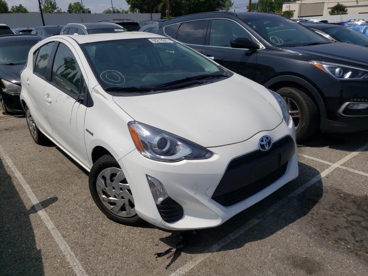 Photo 1 from auction – 2016 TOYOTA PRIUS C with VIN JTDKDTB34G1117994
