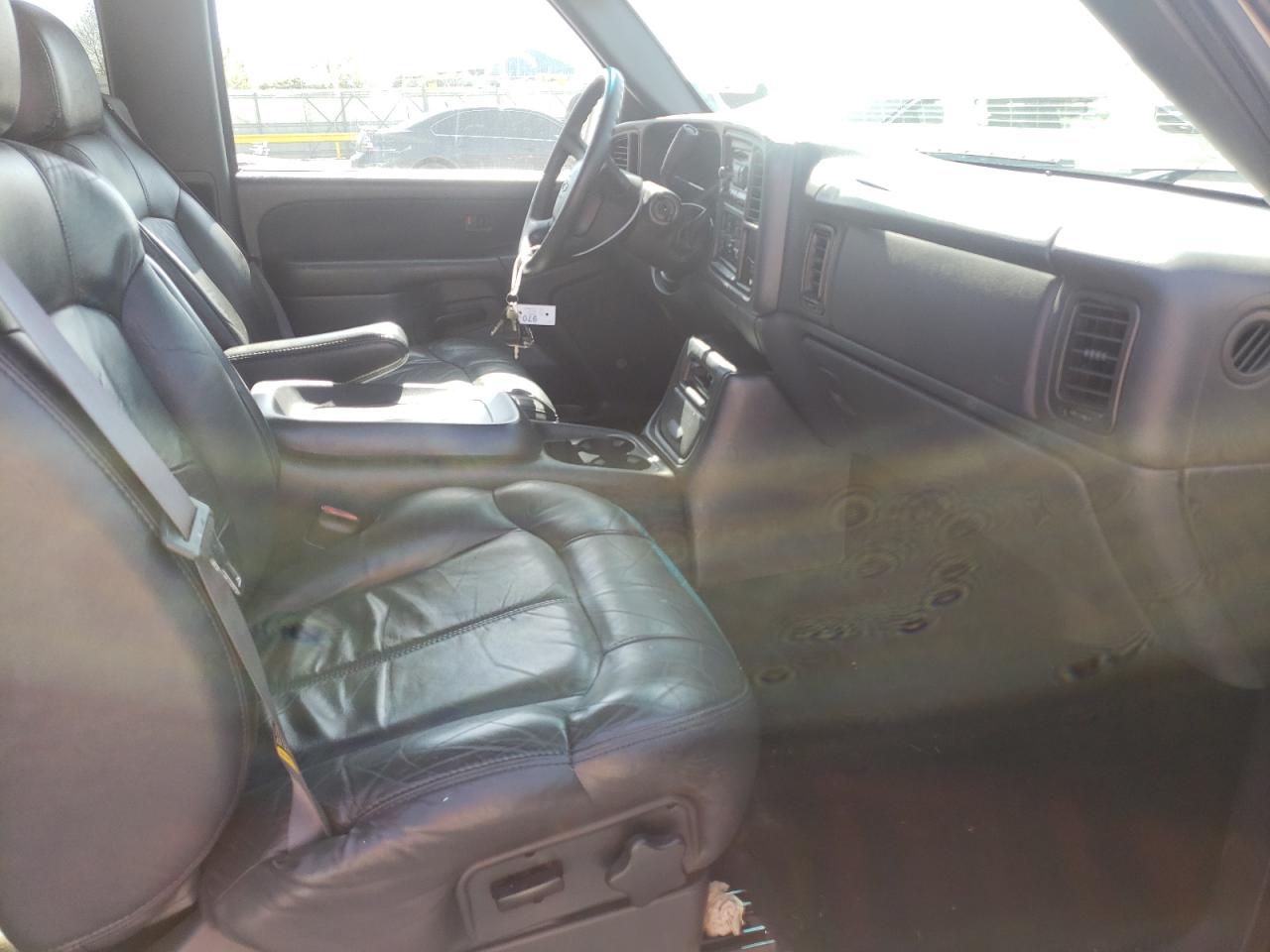 Photo 5 from auction – 2000 CHEVROLET SILVERADO with VIN 2GCEC19V2Y1346195