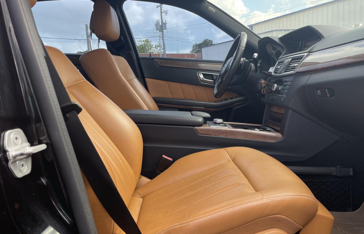 Photo 5 from auction – 2011 MERCEDES-BENZ E 350 with VIN WDDHF5GB8BA466364