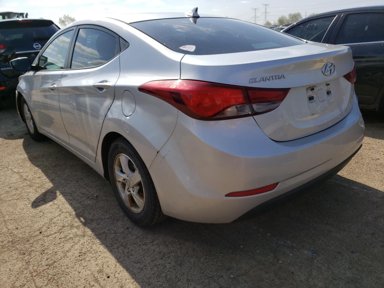 Photo 3 from auction – 2015 HYUNDAI ELANTRA SE with VIN 5NPDH4AE2FH581265