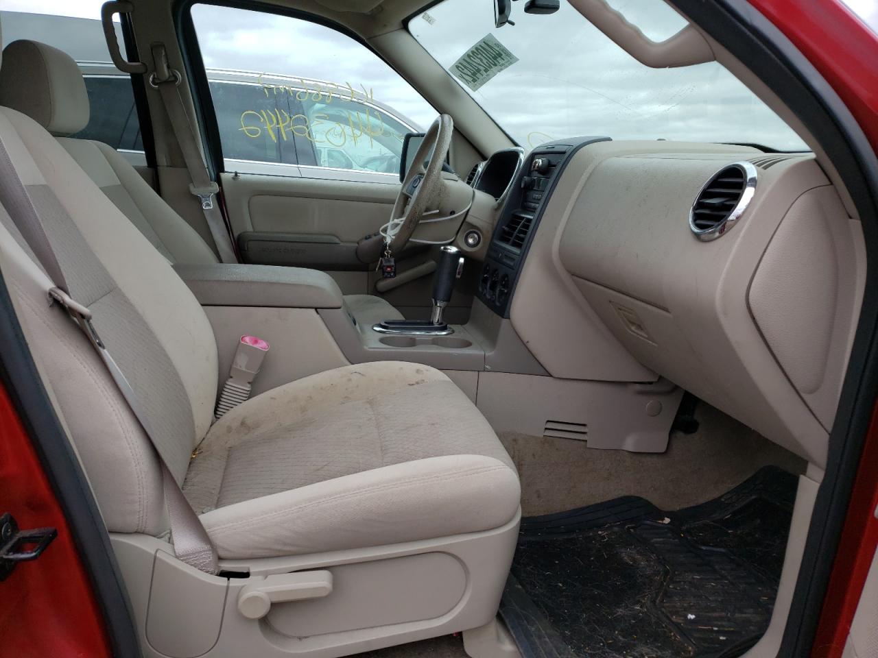 Photo 5 from auction – 2006 FORD EXPLORER X with VIN 1FMEU62E46UA12851