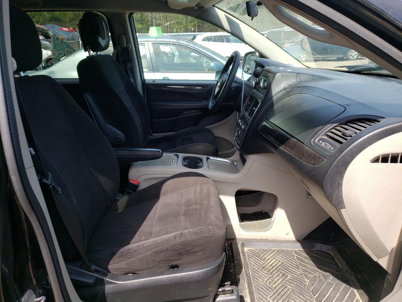 Photo 5 from auction – 2012 DODGE GRAND CARA with VIN 2C4RDGCG0CR280140