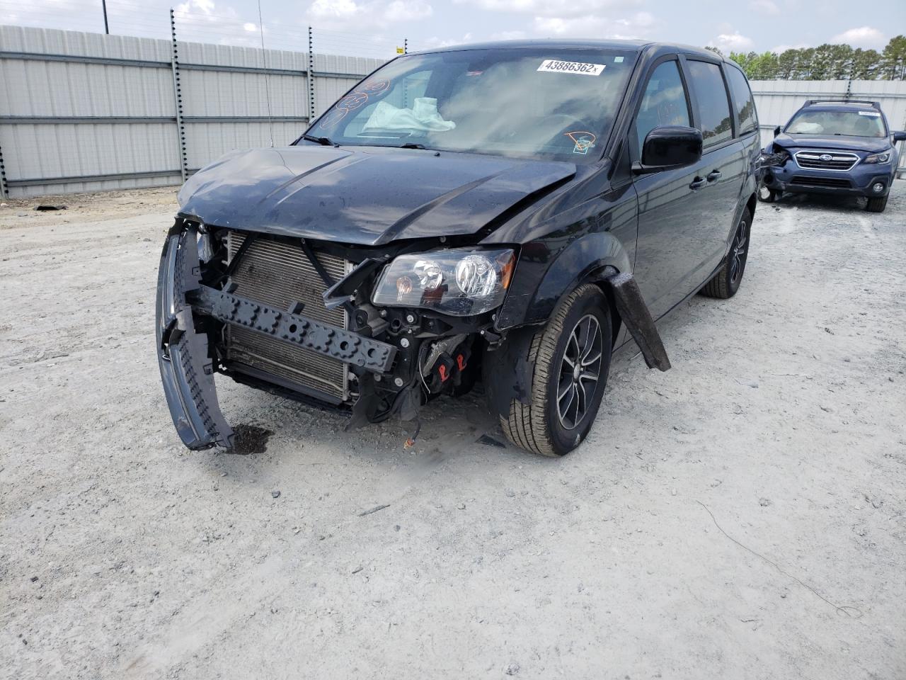 Photo 2 from auction – 2019 DODGE GRAND CARA with VIN 2C4RDGEG2KR529324