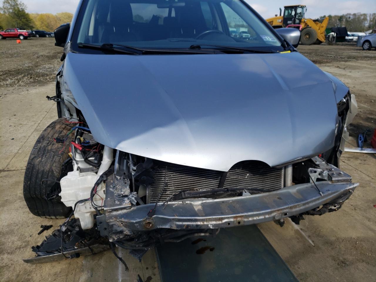 Photo 9 from auction – 2012 MAZDA CX-7 with VIN JM3ER2CM5C0419995