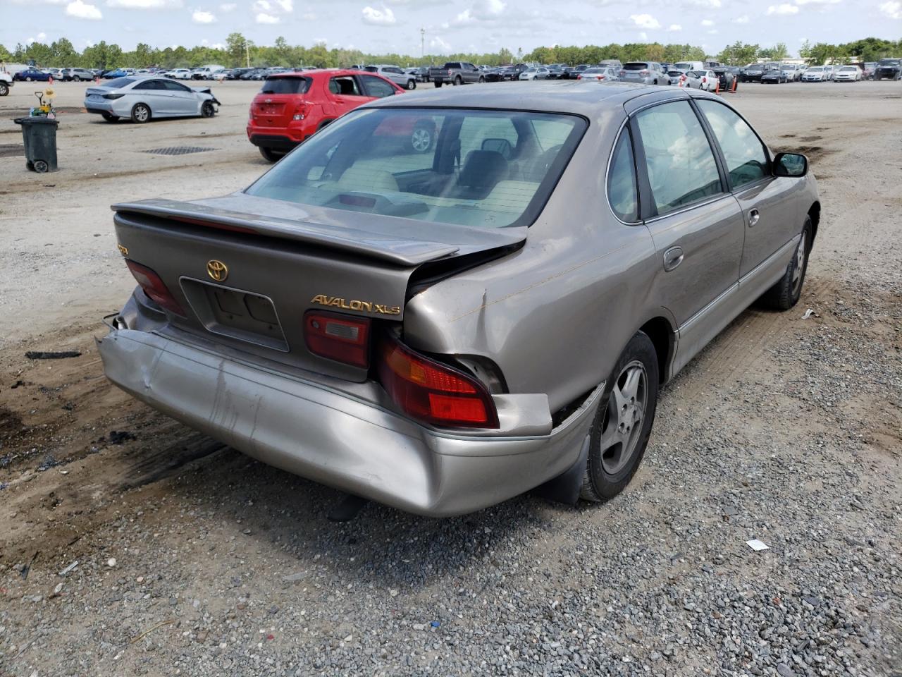 Photo 14 from auction – 1999 TOYOTA ALVALON with VIN 4T1BF18B5XU321341