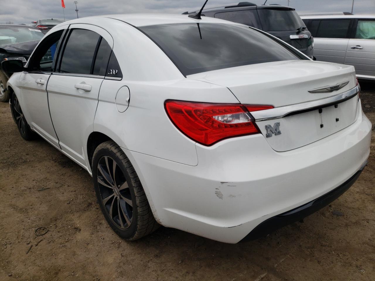 Photo 3 from auction – 2012 CHRYSLER 200 S with VIN 1C3CCBHG8CN145901