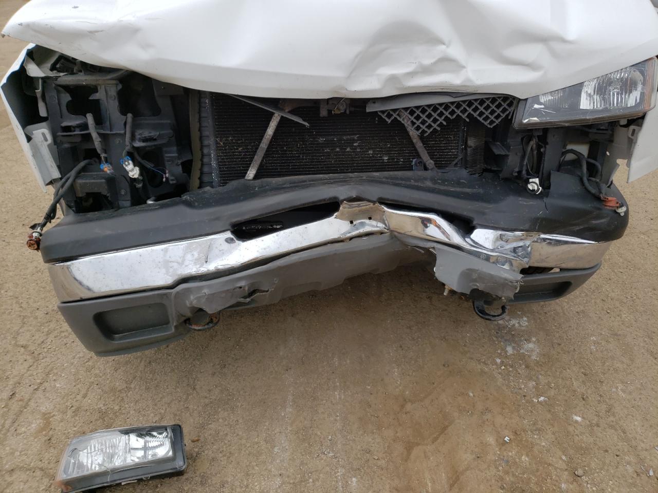 Photo 9 from auction – 2003 CHEVROLET 1500 with VIN 2GCEC19X831208042