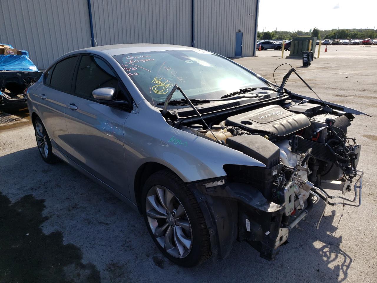 CHRYSLER 200 S 2016 with VIN 1C3CCCBB9GN138402 - Photo from auction