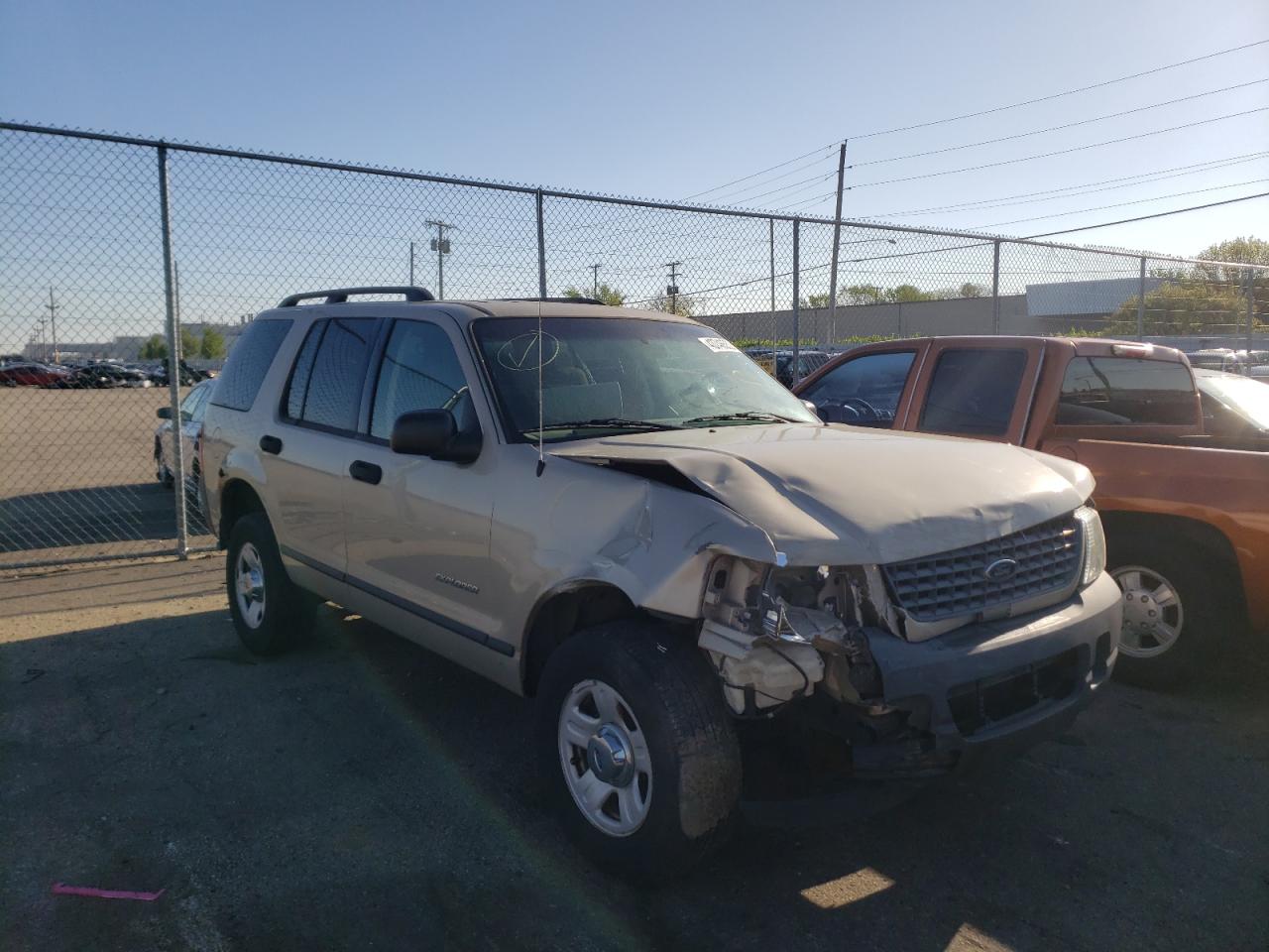 Photo 13 from auction – 2004 FORD EXPLORER X with VIN 1FMZU62K34UB09558