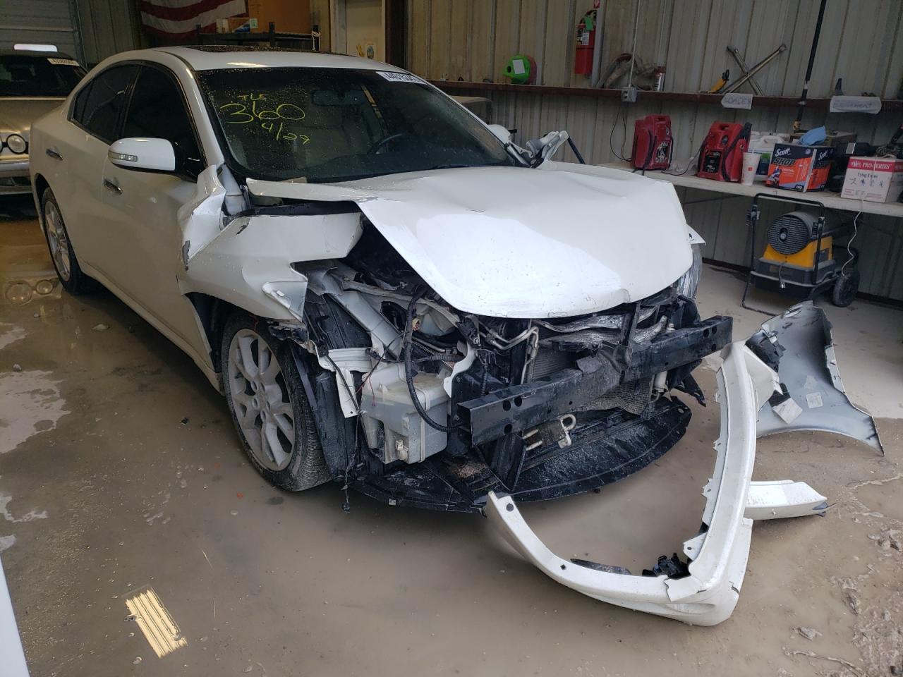 NISSAN MAXIMA S 2013 with VIN 1N4AA5AP8DC841083 - Photo from auction
