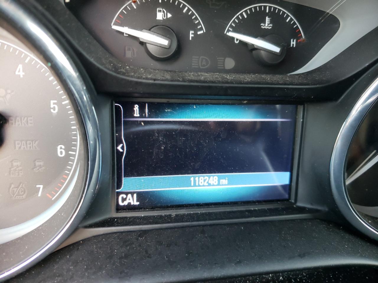 Photo 8 from auction – 2017 BUICK ENVISION E with VIN LRBFXBSAXHD044100