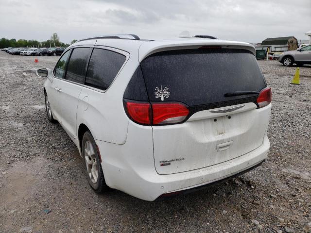 Photo 3 from auction – 2017 CHRYSLER PACIFICA T with VIN 2C4RC1EG0HR511770