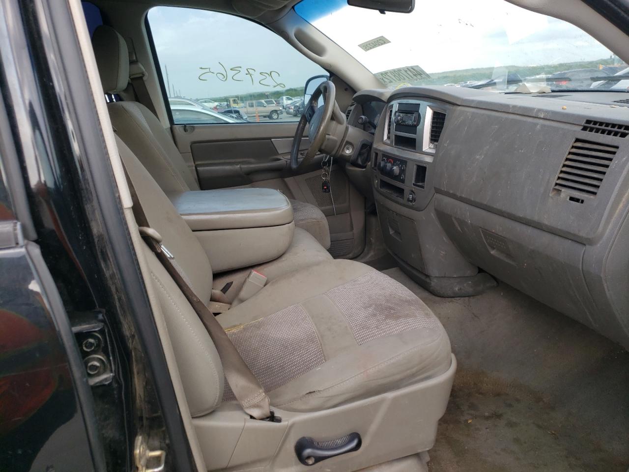 Photo 5 from auction – 2007 DODGE RAM 1500 S with VIN 1D7HA18227J503793
