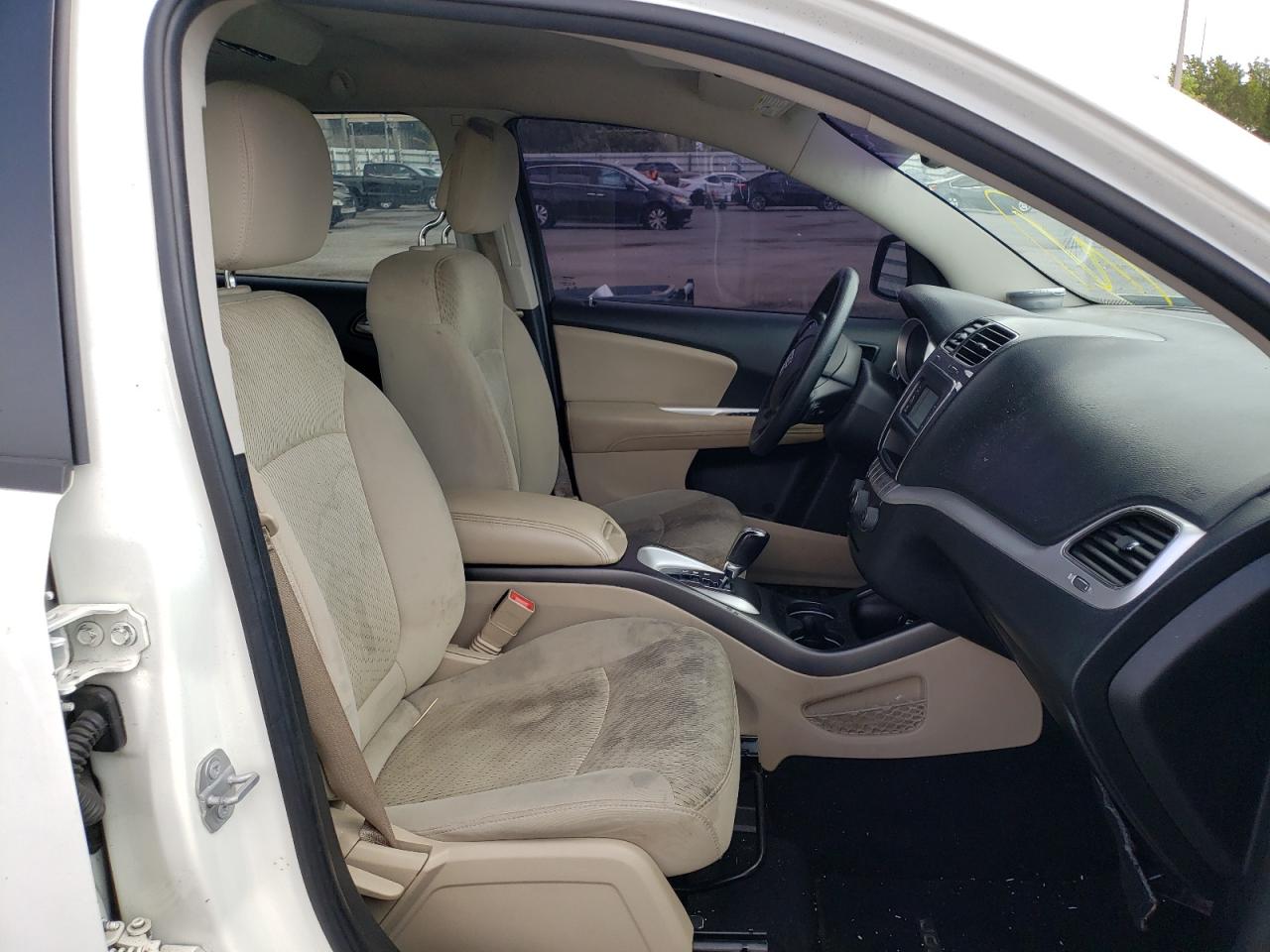 Photo 5 from auction – 2017 DODGE JOURNEY SE with VIN 3C4PDCAB0HT648473