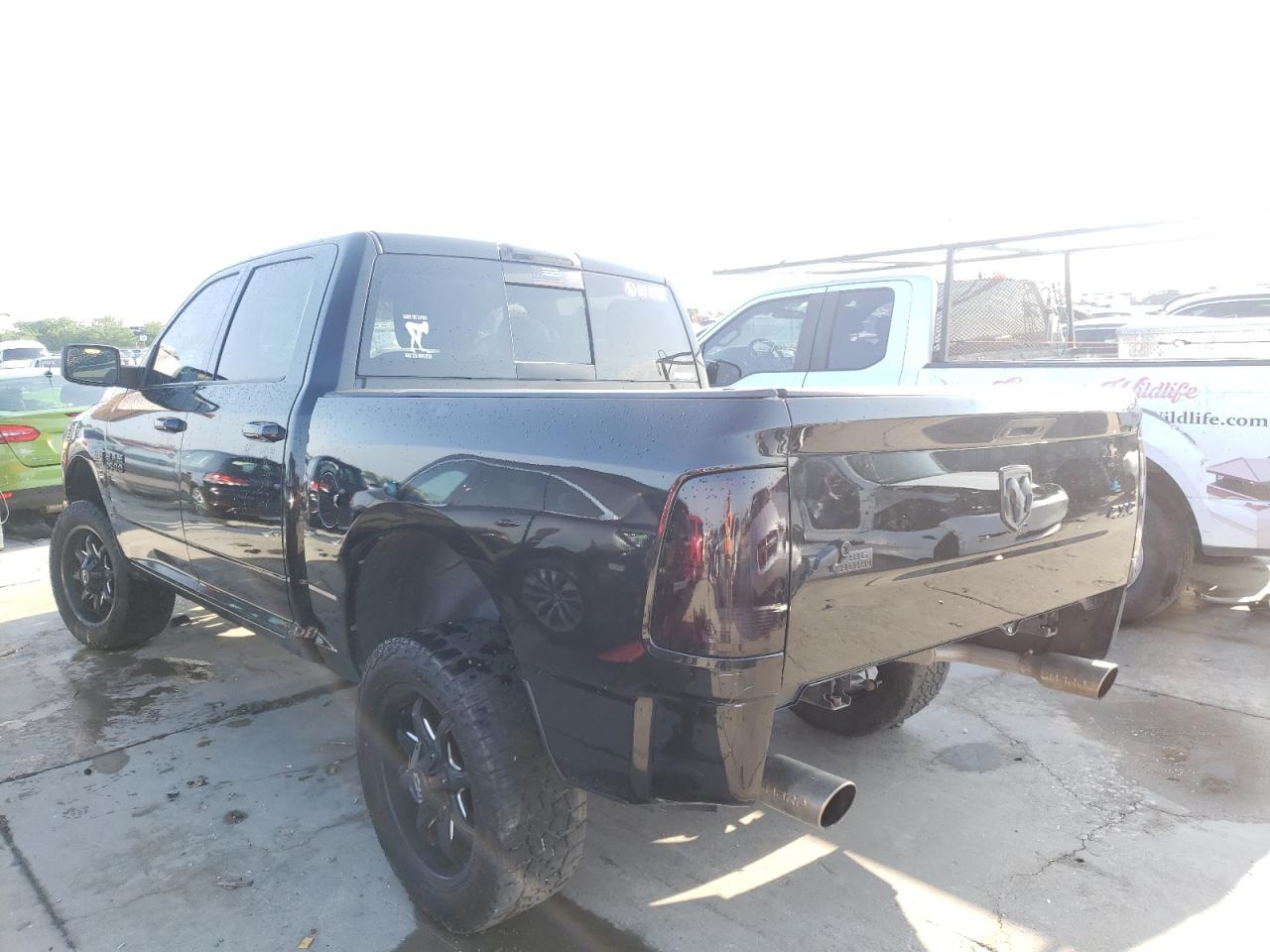 Photo 3 from auction – 2016 RAM 1500 SLT with VIN 3C6RR7LT2GG201777