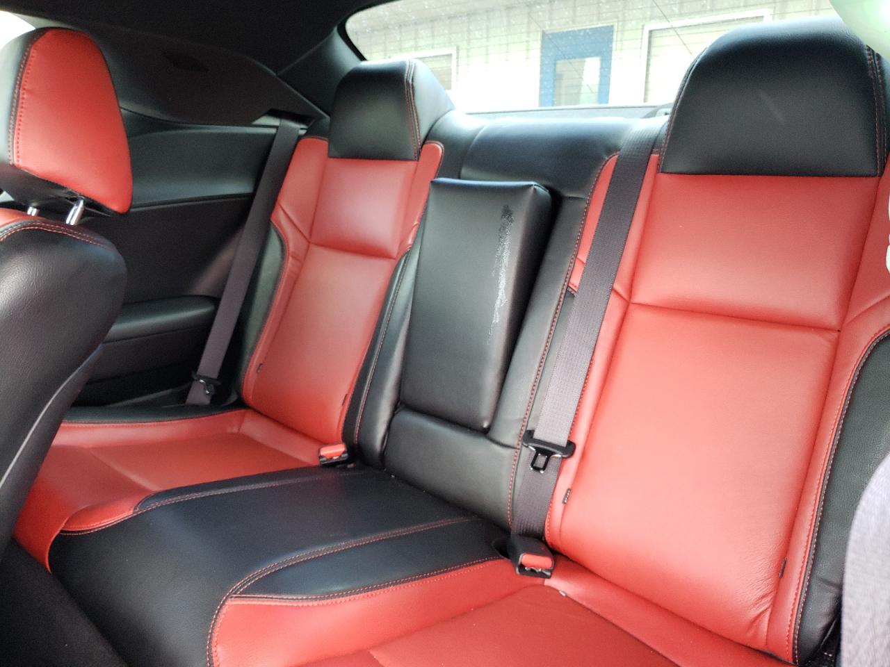 Photo 6 from auction – 2019 DODGE CHALLENGER with VIN 2C3CDZAG6KH620579