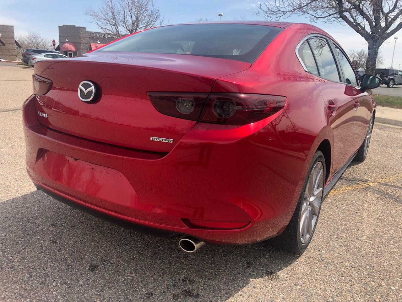Photo 4 from auction – 2019 MAZDA 3 SELECT with VIN 3MZBPAAL8KM109175