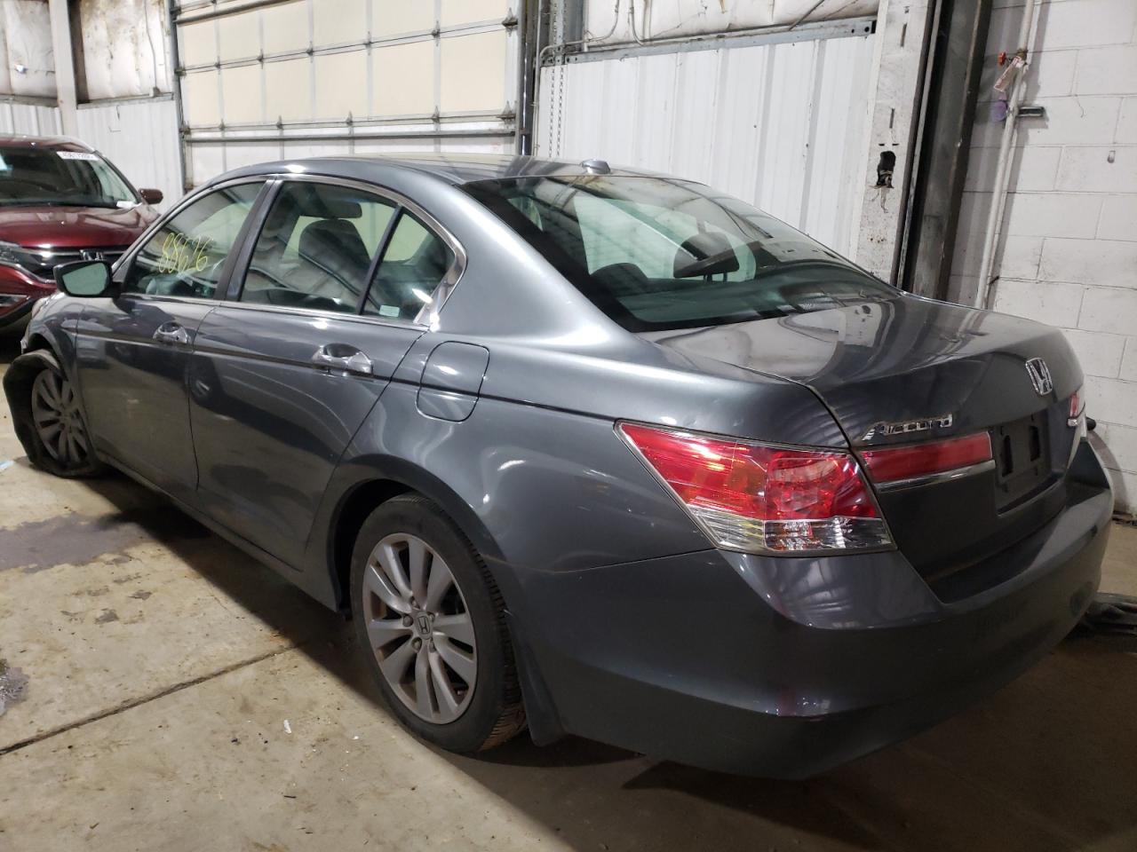 Photo 3 from auction – 2011 HONDA ACCORD EXL with VIN 1HGCP2F84BA005329