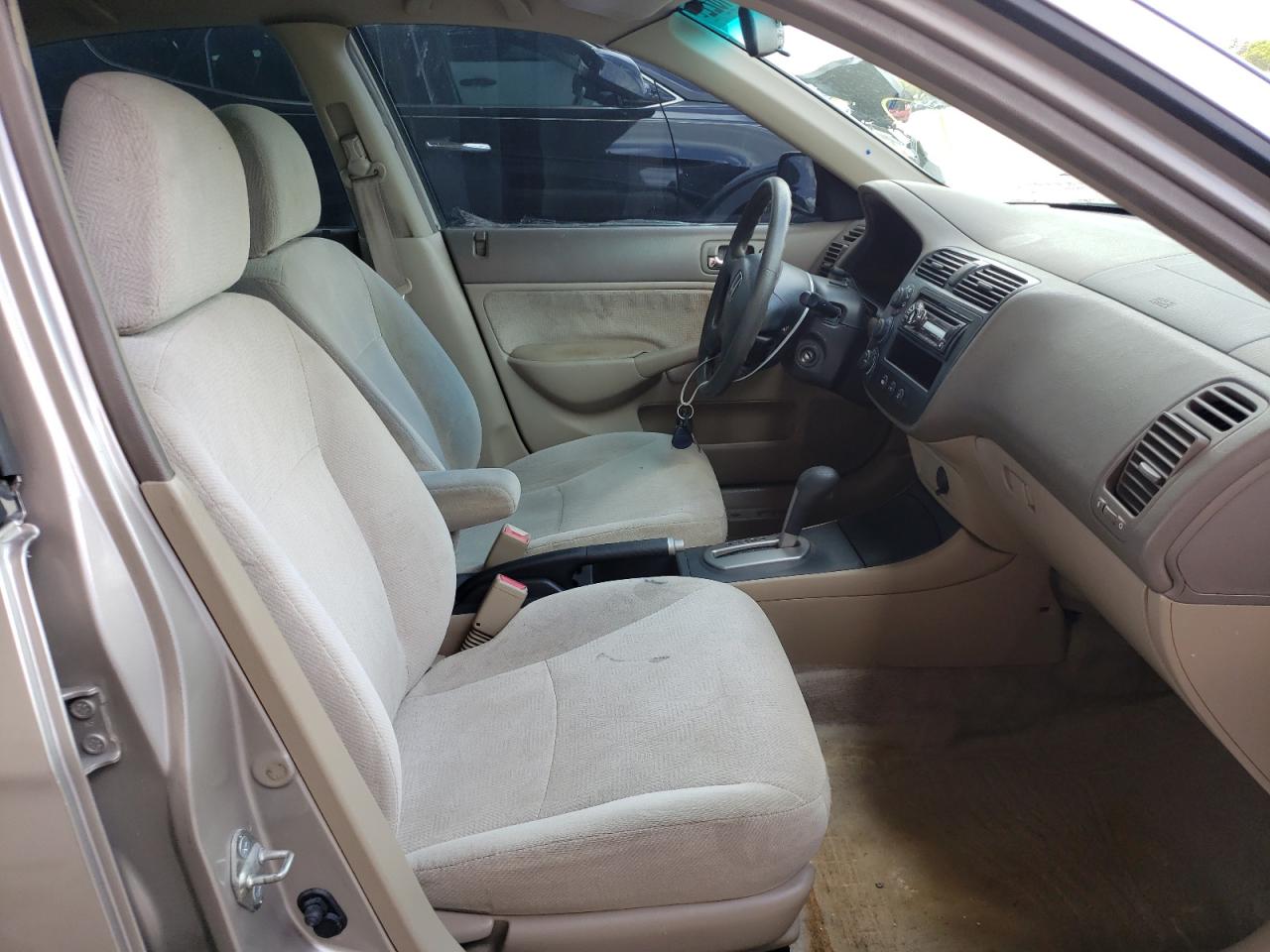 Photo 5 from auction – 2002 HONDA CIVIC LX with VIN 2HGES16522H519320