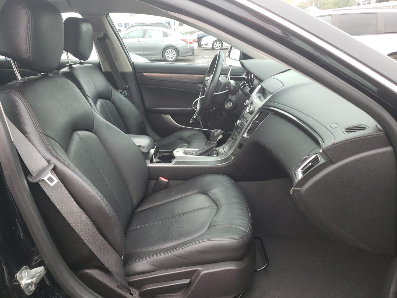 Photo 5 from auction – 2008 CADILLAC CTS with VIN 1G6DF577680206762