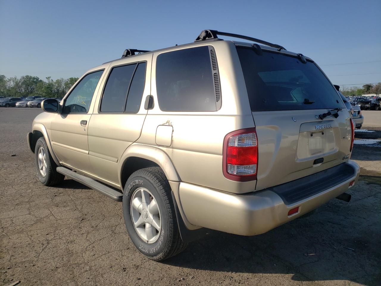 Photo 3 from auction – 2001 NISSAN PATHFINDER with VIN JN8DR07X41W503950