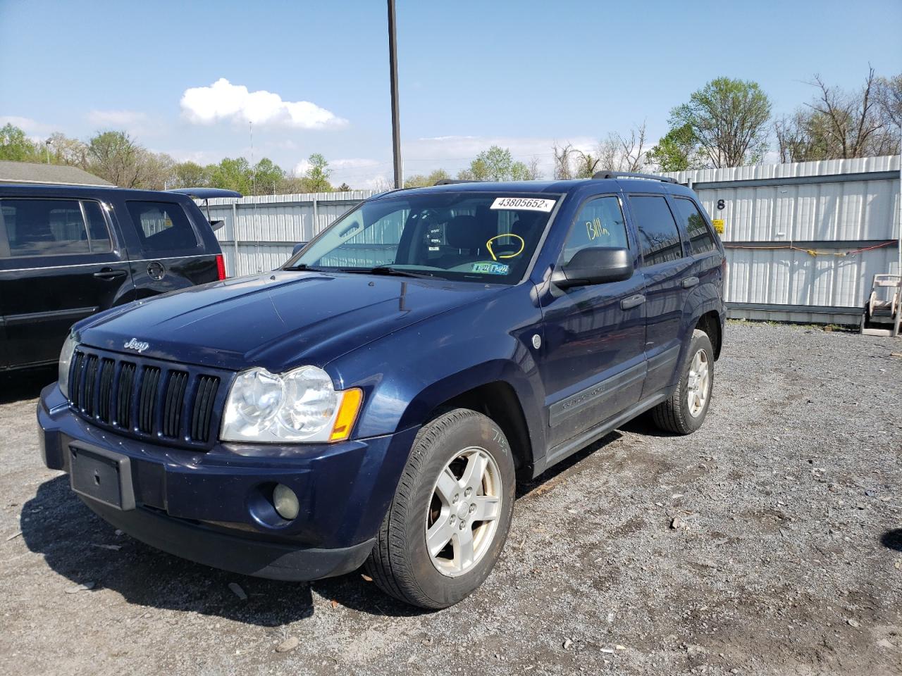 Photo 2 from auction – 2005 JEEP GRAND CHER with VIN 1J8HR48N25C660216