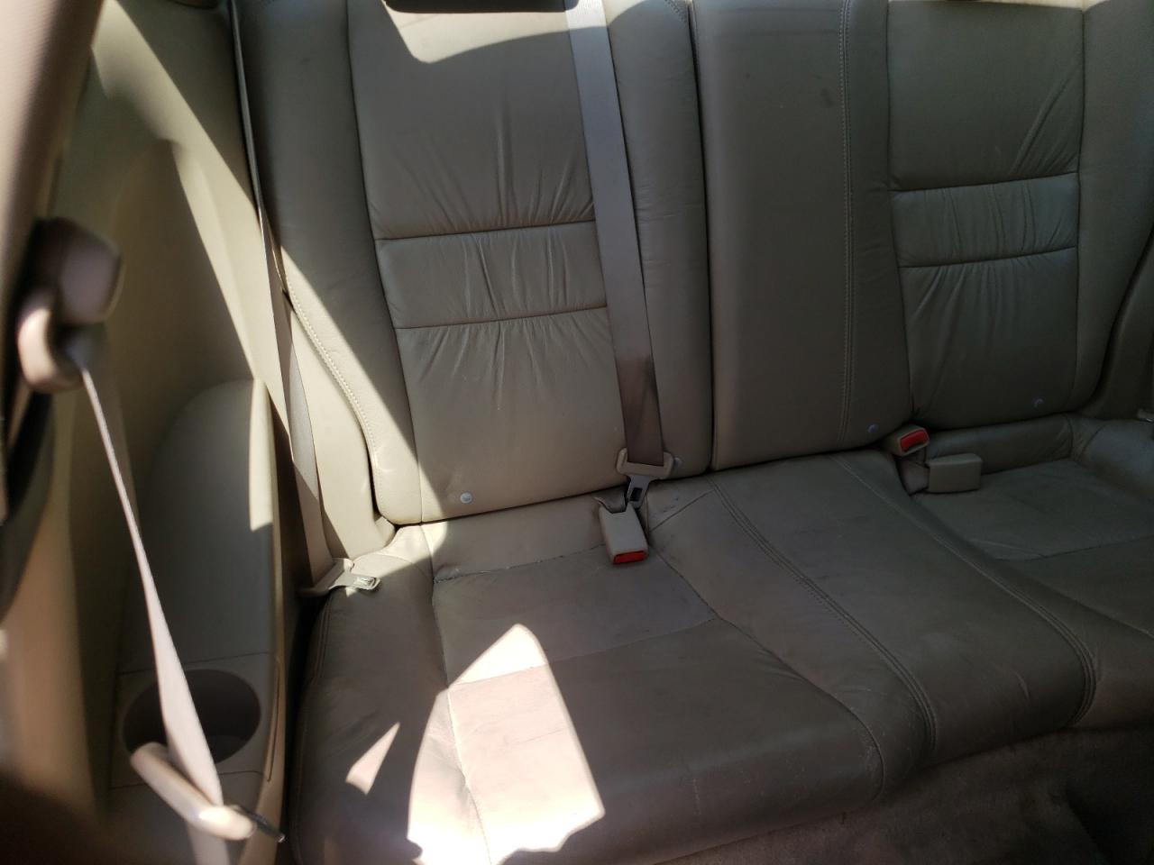 Photo 6 from auction – 2004 HONDA COUPE with VIN 1HGCM82694A003692