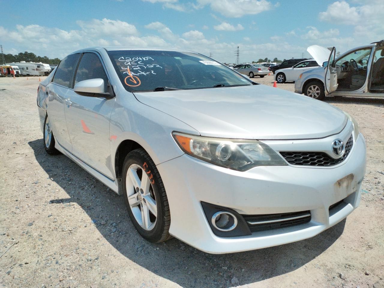 TOYOTA CAMRY L 2014 with VIN 4T1BF1FK2EU859706 - Photo from auction