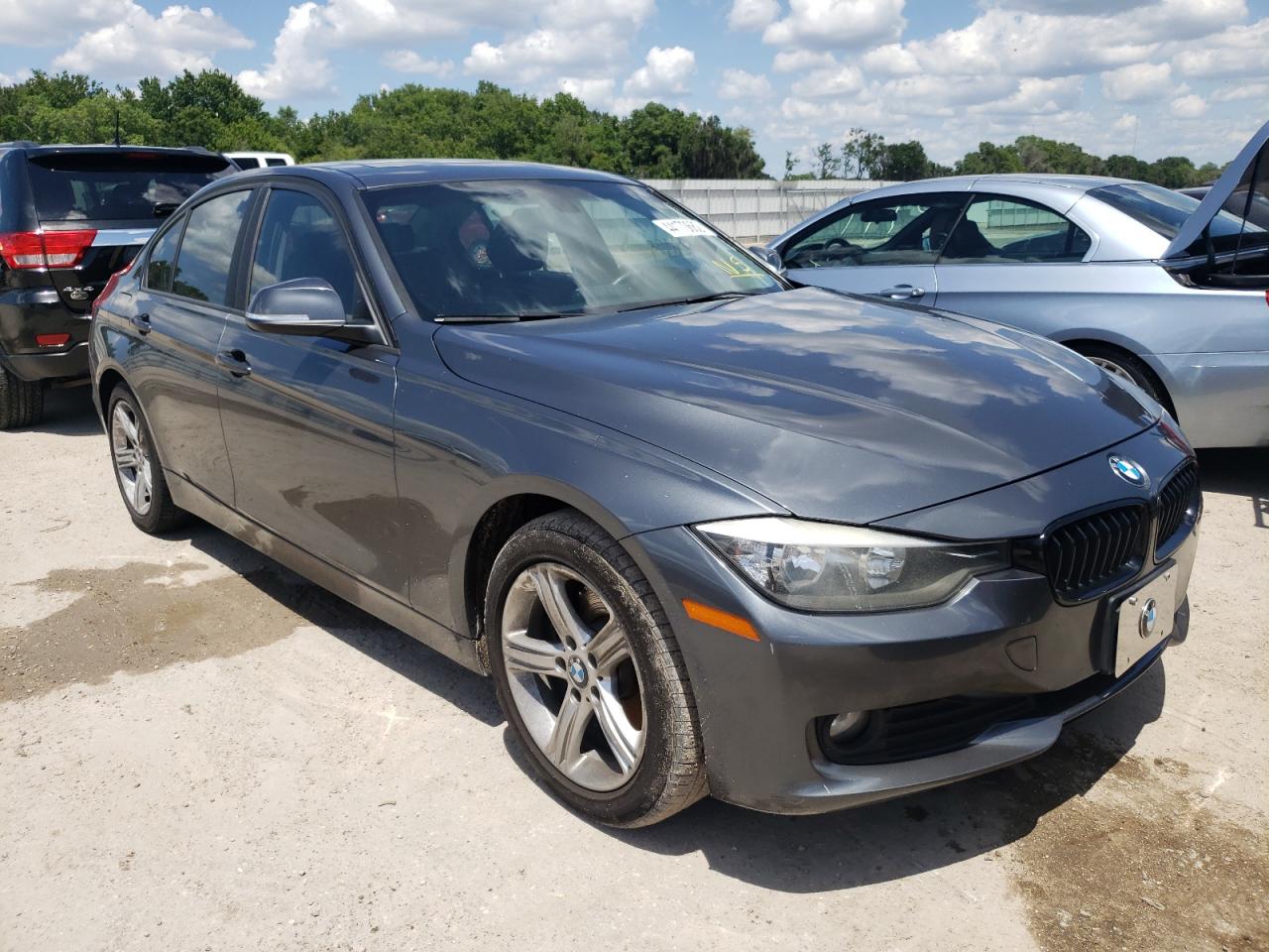 BMW 320 I 2015 with VIN WBA3B1G54FNT02754 - Photo from auction