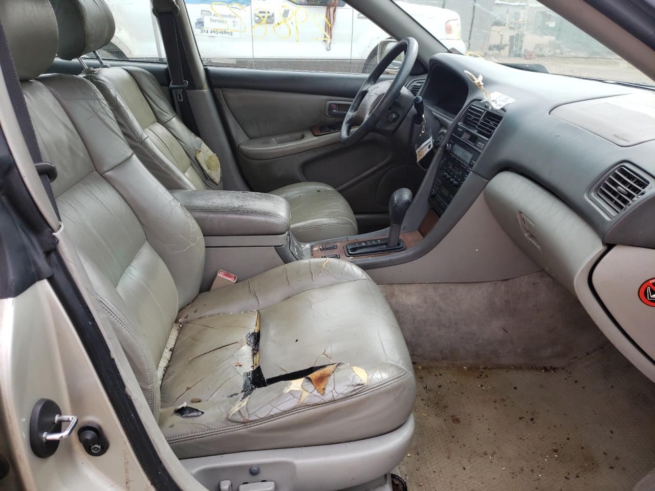 Photo 5 from auction – 1997 LEXUS ES 300 with VIN JT8BF22G9V0040757